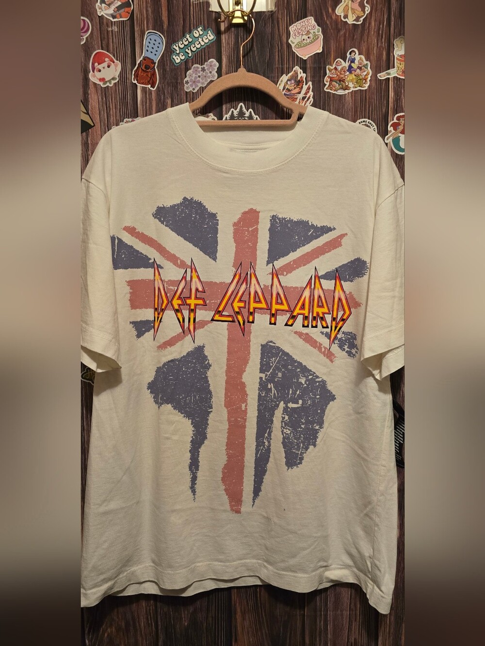 Def Leppard White Graphic Band T-Shirt